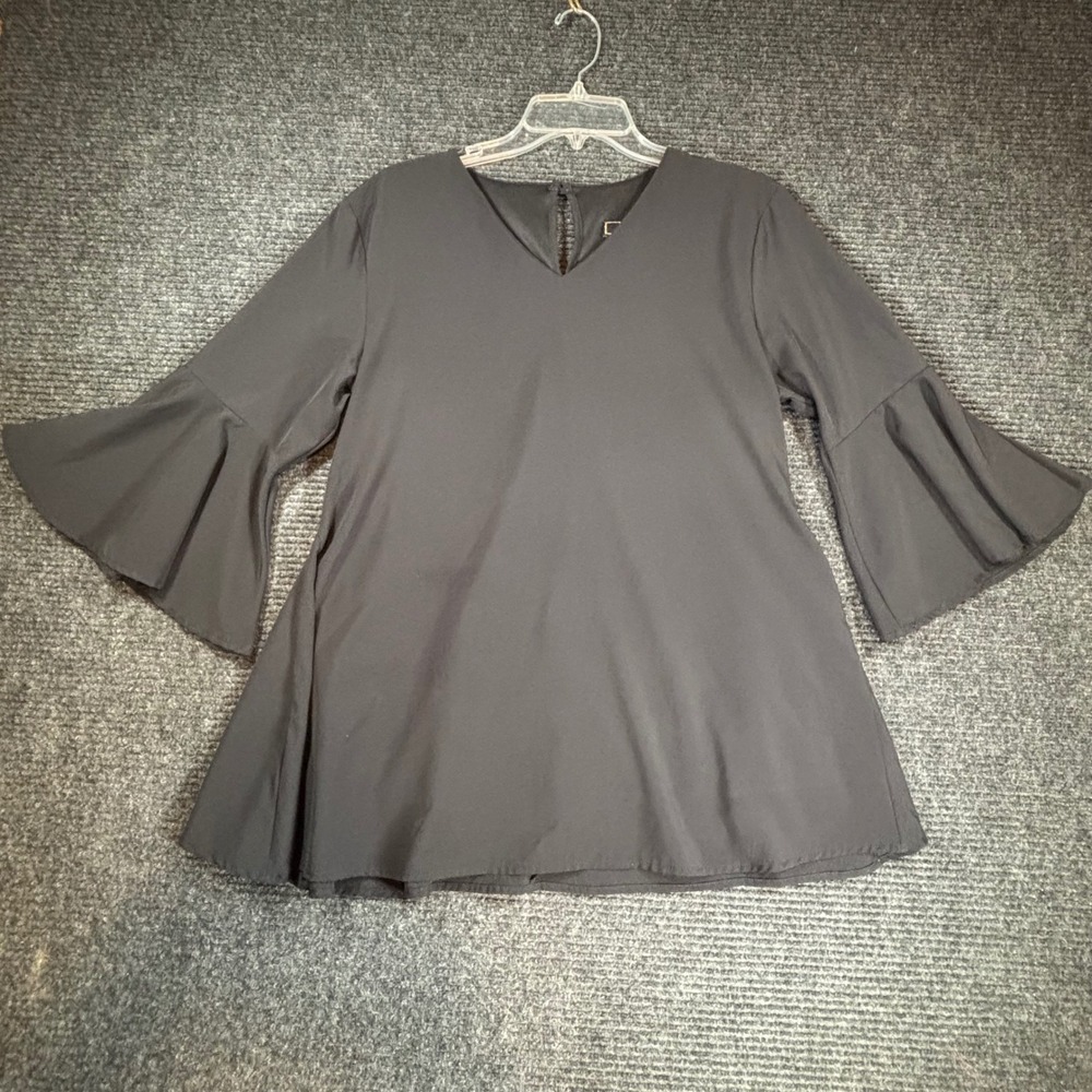 Lucky & Blessed Women Black Bell Sleeve V-Neck Tunic Top LBDT-V2 Small